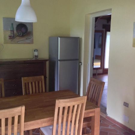 Appartement Il Ciliegio Selvatico à Verbania Chambre photo