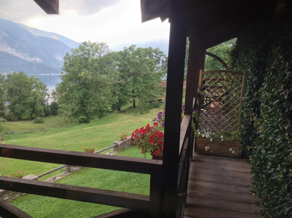 Appartement Il Ciliegio Selvatico à Verbania Extérieur photo
