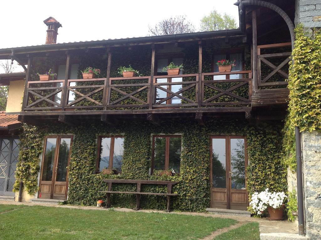 Appartement Il Ciliegio Selvatico à Verbania Extérieur photo