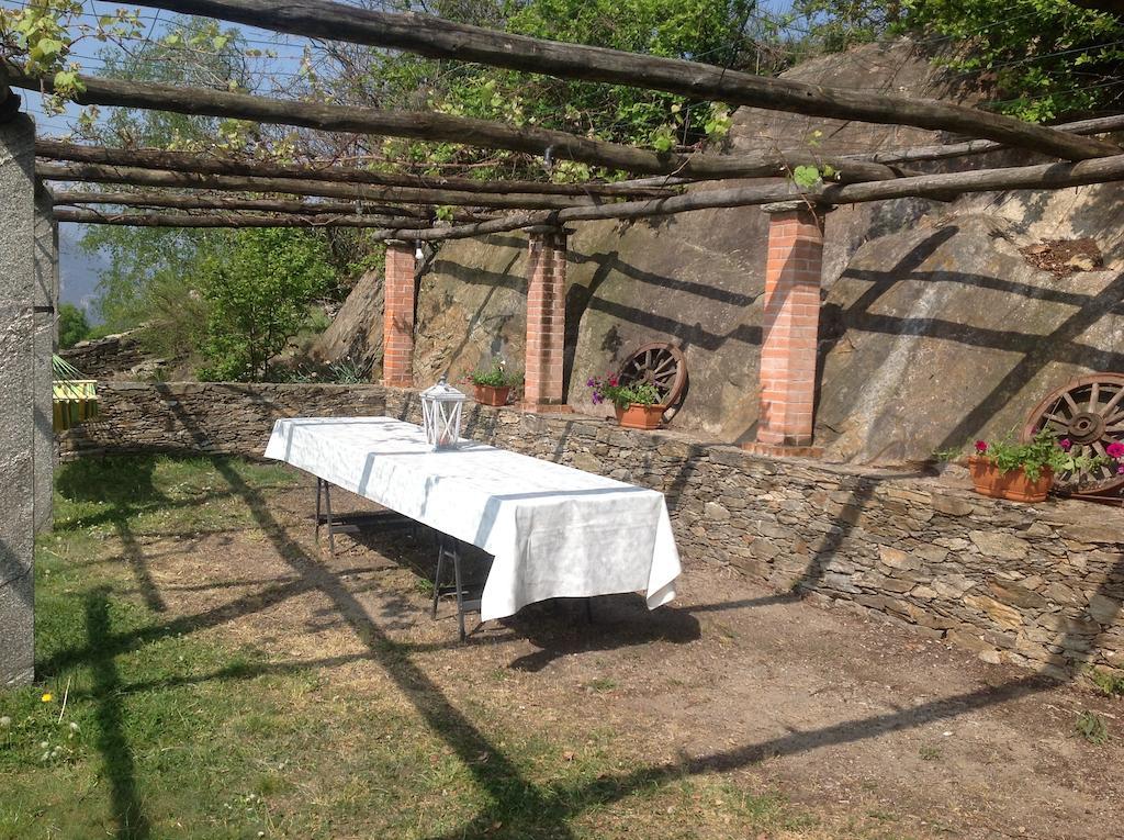 Appartement Il Ciliegio Selvatico à Verbania Extérieur photo