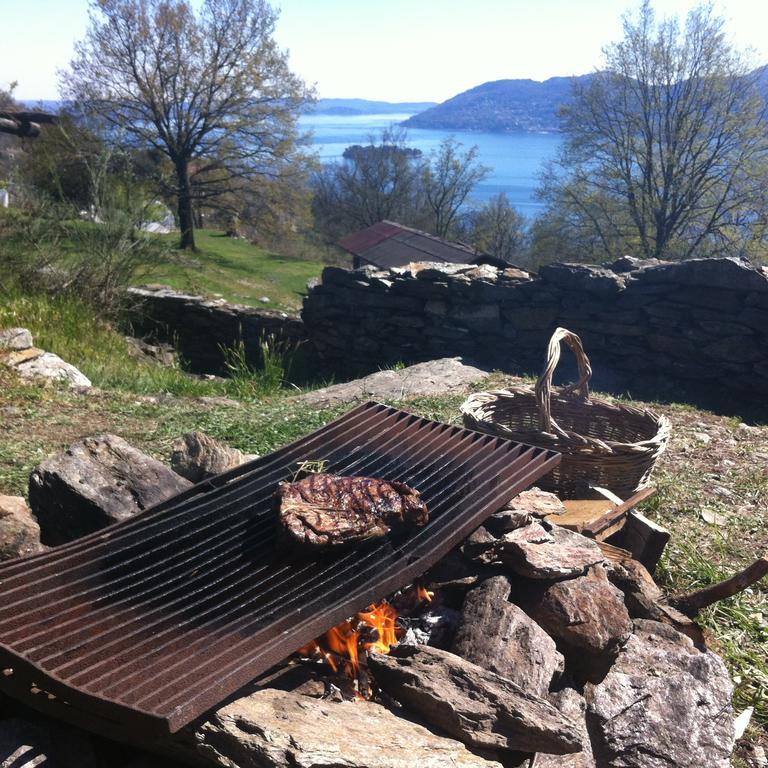 Appartement Il Ciliegio Selvatico à Verbania Extérieur photo